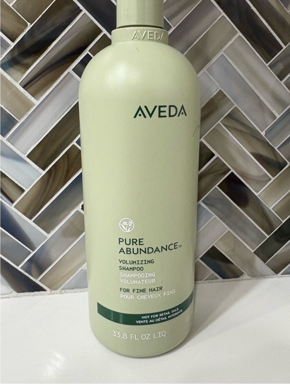 AVEDA Pure Abundance Volumizing Shampoo 33.8 oz - Light Green